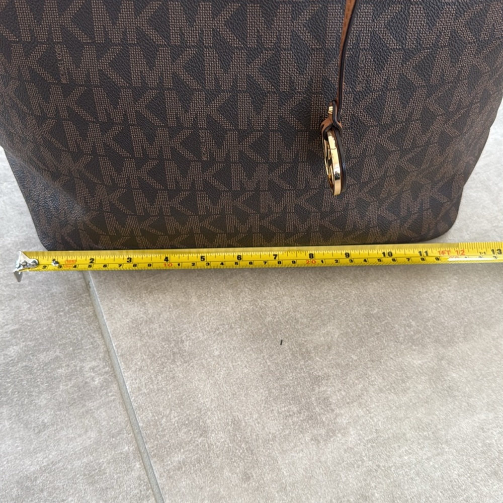 Michael Kors Morgan Signature Medium Brown Tote Bag Handbag -Excellent Condition - Picture 10 of 11
